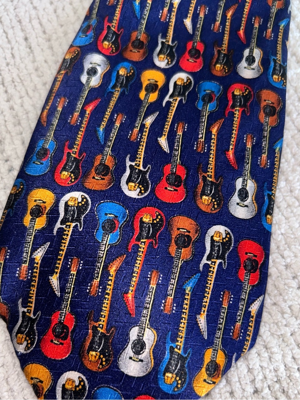 Men’s Guitar silk tie